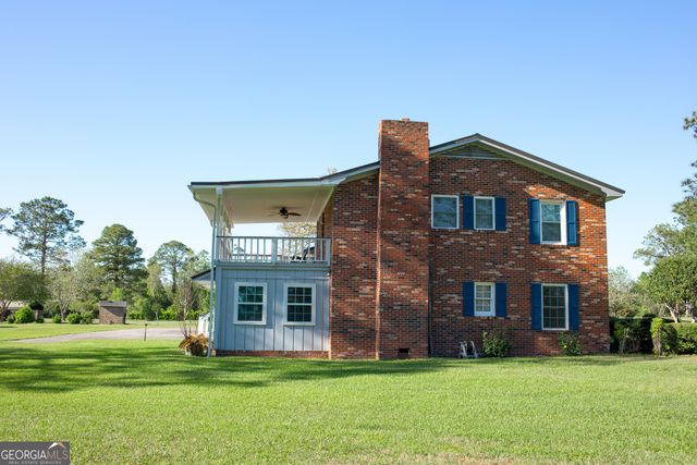2110 Ware Street, Blackshear, GA 31516