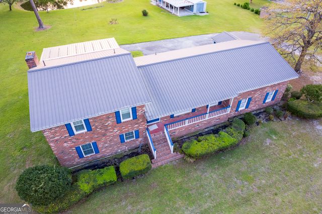 2110 Ware Street, Blackshear, GA 31516