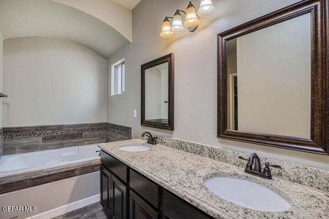 13197 Hazy, El Paso, TX 79938