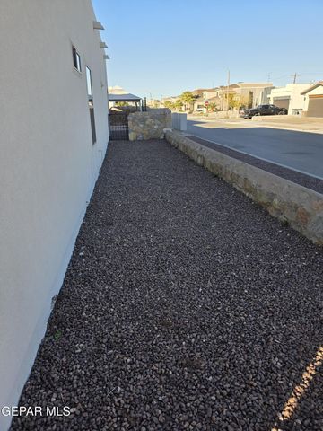 13197 Hazy, El Paso, TX 79938