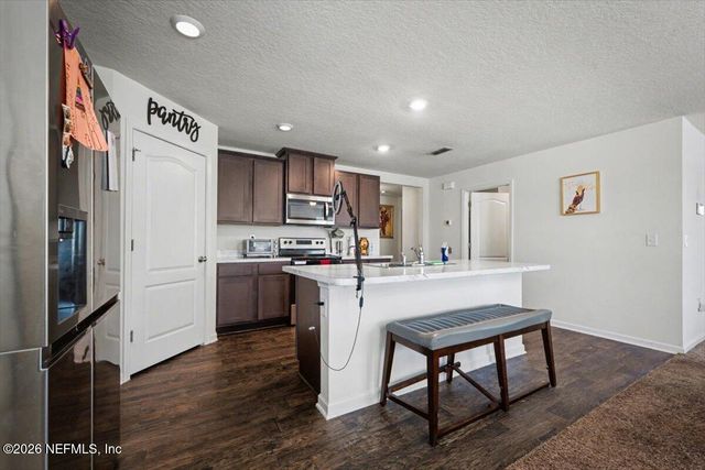 2974 ROCK CREEK Court, Green Cove Springs, FL 32043