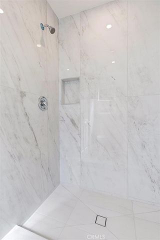 11802 S Van Ness Avenue S, Hawthorne, CA 90250