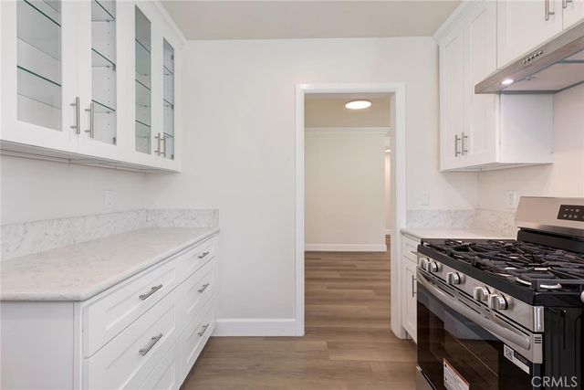 11802 S Van Ness Avenue S, Hawthorne, CA 90250