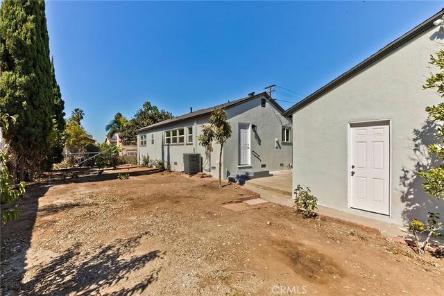 11802 S Van Ness Avenue S, Hawthorne, CA 90250