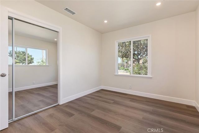 11802 S Van Ness Avenue S, Hawthorne, CA 90250