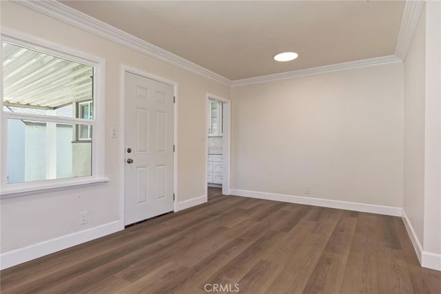 11802 S Van Ness Avenue S, Hawthorne, CA 90250