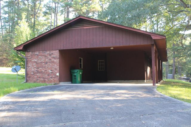 201 Anglewood, Nashville, AR 71852