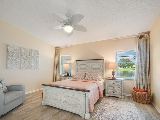 3933 Summer Chase Court, Lake Worth, FL 33467