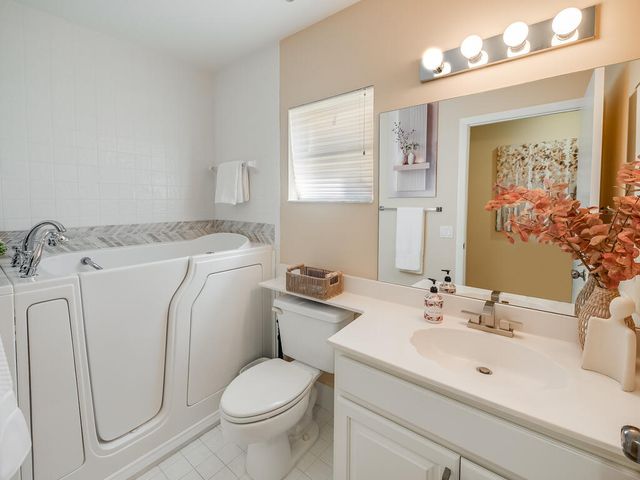 3933 Summer Chase Court, Lake Worth, FL 33467