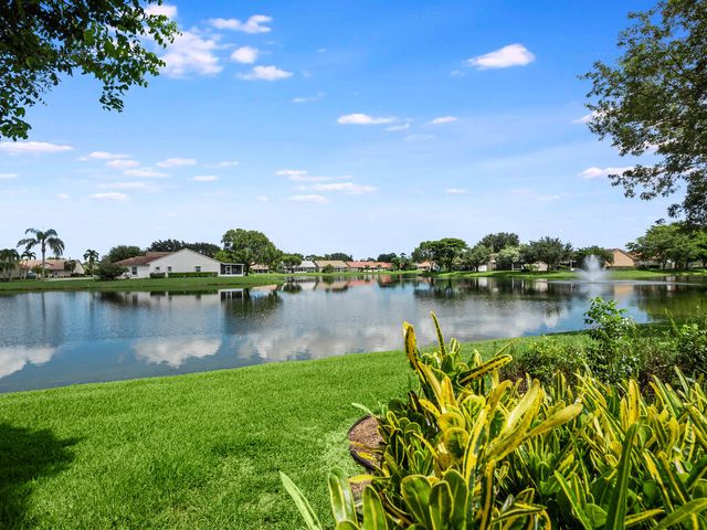 3933 Summer Chase Court, Lake Worth, FL 33467