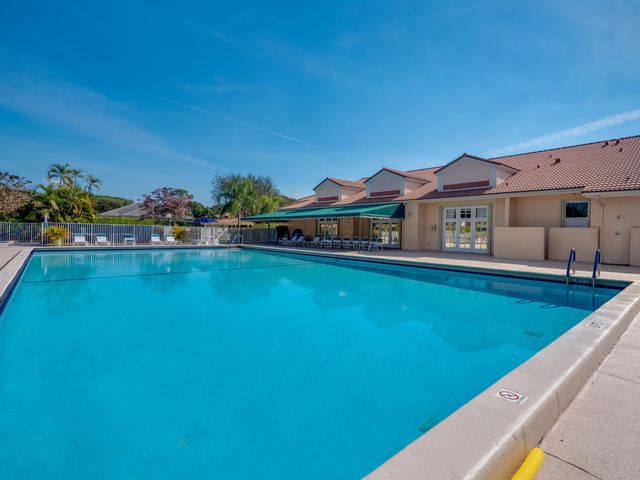 3933 Summer Chase Court, Lake Worth, FL 33467