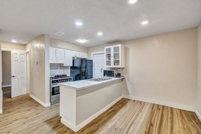 205 Liverpool DR, Austin, TX 78745