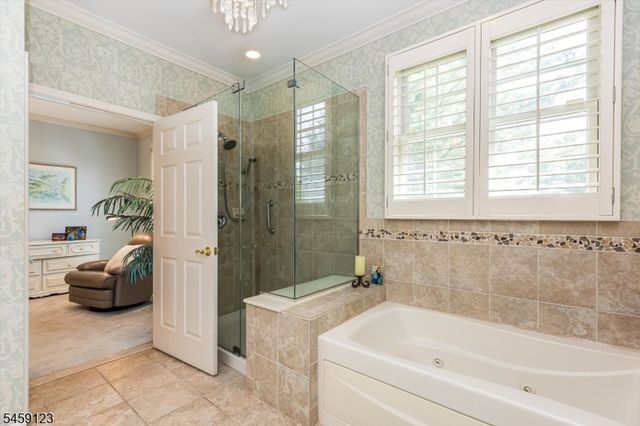 11 Quarry Dr 11, Woodland Park, NJ 07424