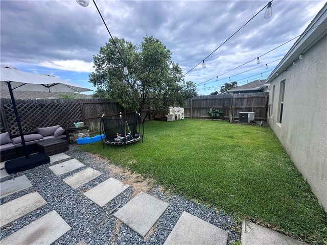 824 Greenleaf Circle, Vero Beach, FL 32960