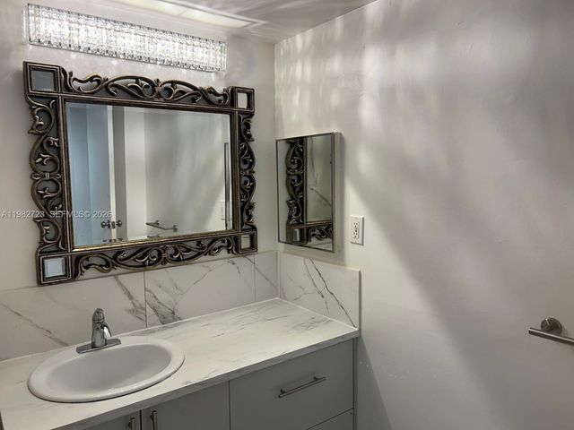 3751 Environ Blvd 141, Lauderhill, FL 33319