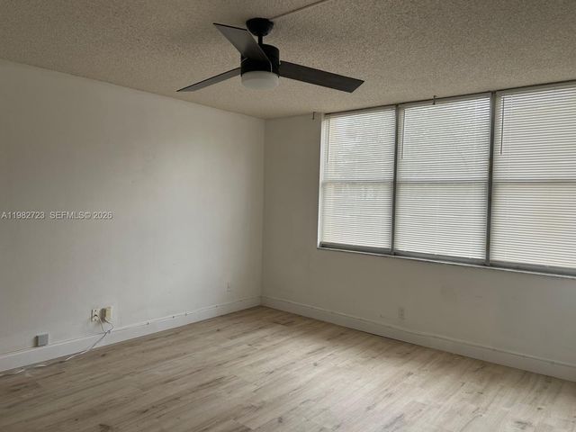 3751 Environ Blvd 141, Lauderhill, FL 33319