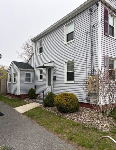 20-22 Emerson Street 20, Stoneham, MA 02180