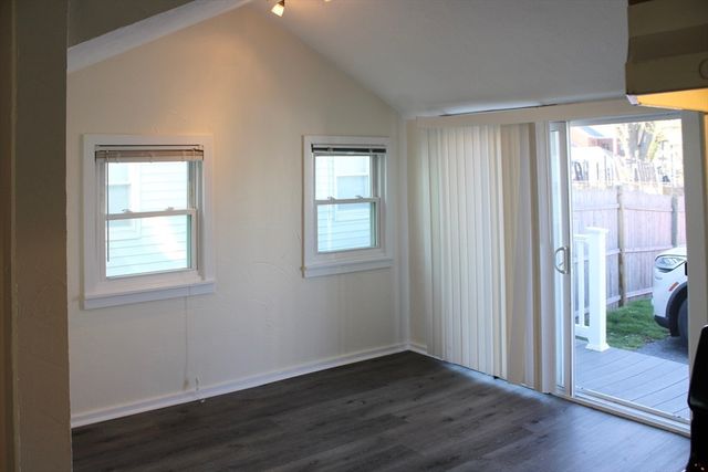 20-22 Emerson Street 20, Stoneham, MA 02180