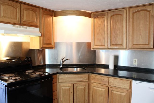 20-22 Emerson Street 20, Stoneham, MA 02180