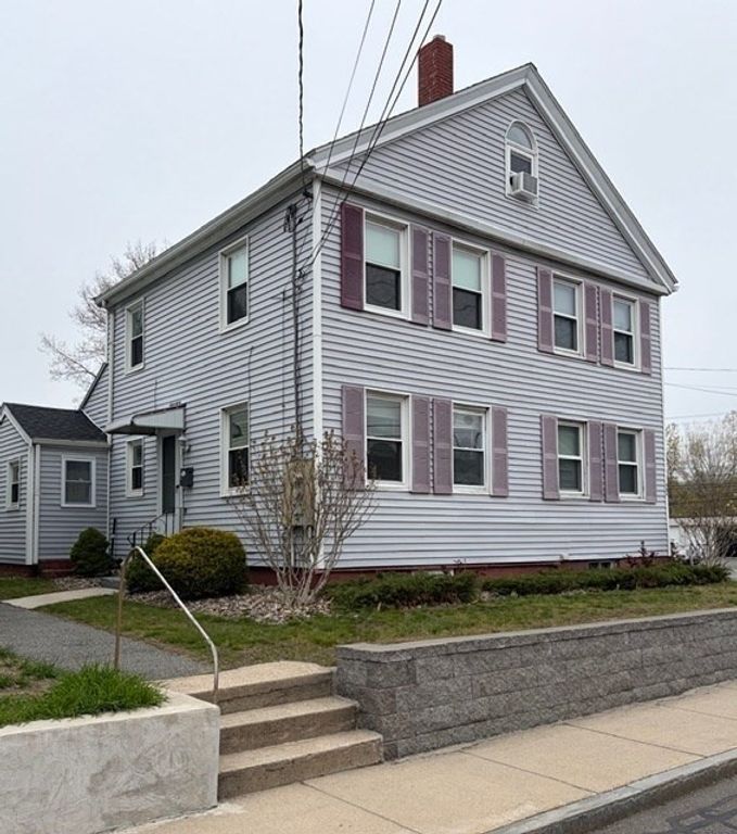 20-22 Emerson Street 20, Stoneham, MA 02180