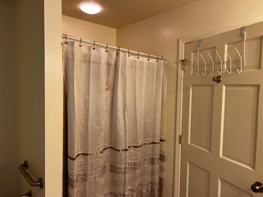Image 28 of property listing at 14830 N McCarty Lane, Mt Vernon, IL 62864