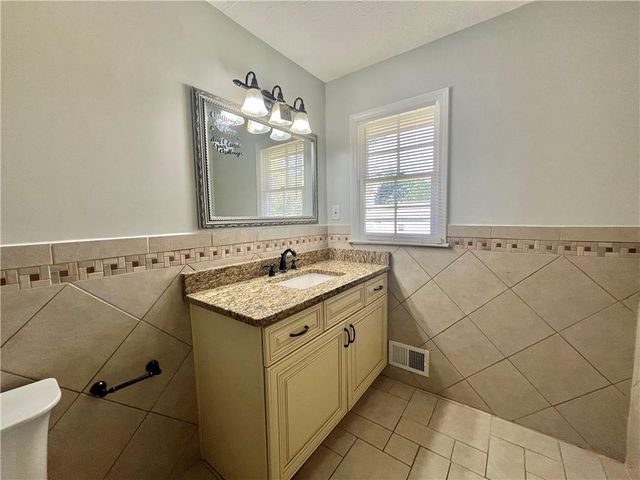 1841 Driftwood Place, Snellville, GA 30078