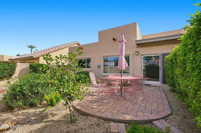 6738 S TAYLOR Drive, Tempe, AZ 85283