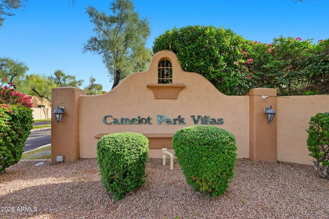 6738 S TAYLOR Drive, Tempe, AZ 85283