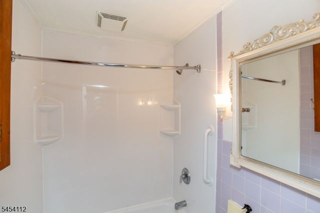 56 S Union St, Lambertville City, NJ 08530