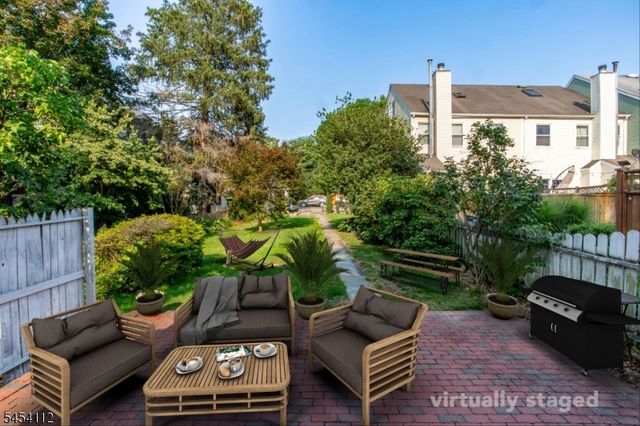 56 S Union St, Lambertville City, NJ 08530