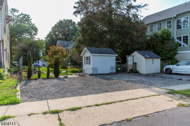 56 S Union St, Lambertville City, NJ 08530