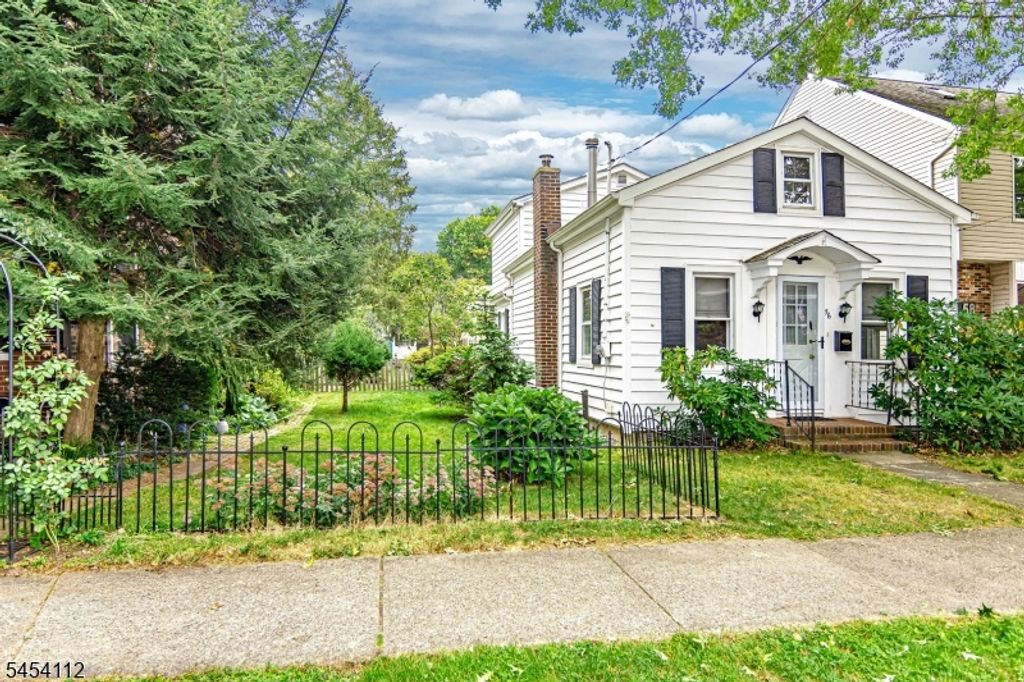 56 S Union St, Lambertville City, NJ 08530