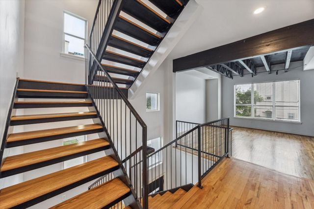 1501 Utah Street, Houston, TX 77007