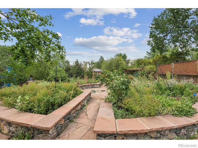 10355 W 13th Place, Lakewood, CO 80215