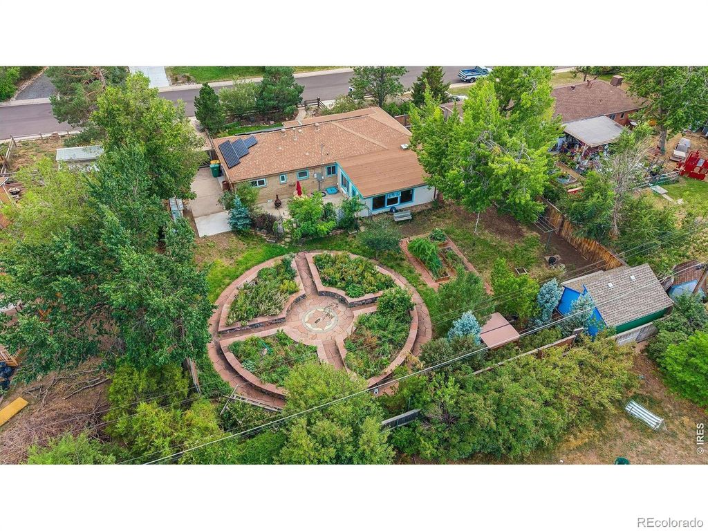 10355 W 13th Place, Lakewood, CO 80215