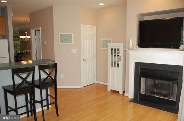 194 MARTIN LN, Alexandria, VA 22304