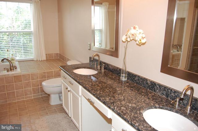194 MARTIN LN, Alexandria, VA 22304