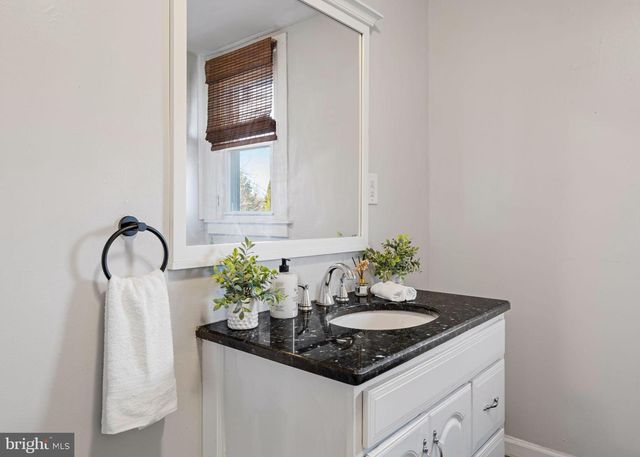 117 KARRS LN, Conshohocken, PA 19428