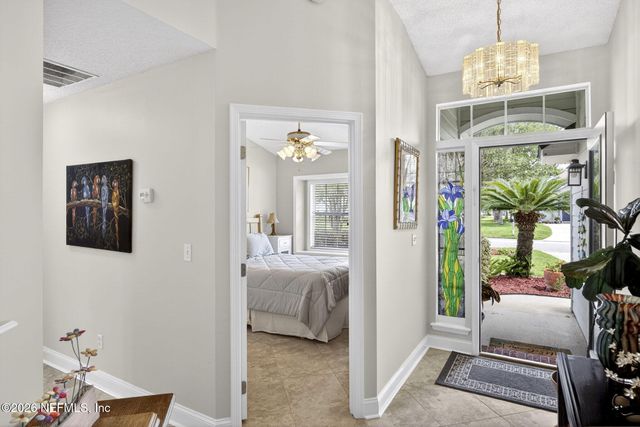 293 MAPLEWOOD Drive, St. Johns, FL 32259