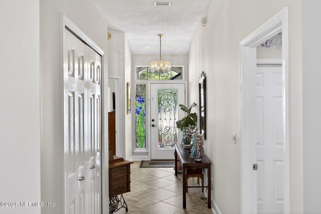 293 MAPLEWOOD Drive, St. Johns, FL 32259