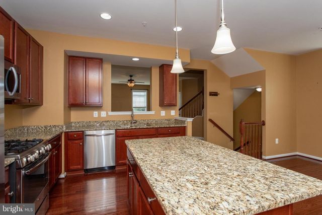 12389 SANDSTONE ST, Waldorf, MD 20601