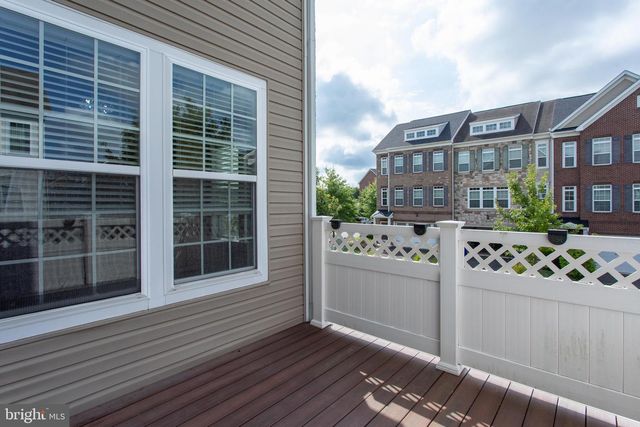 12389 SANDSTONE ST, Waldorf, MD 20601