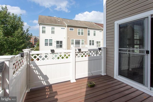 12389 SANDSTONE ST, Waldorf, MD 20601