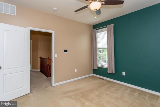 12389 SANDSTONE ST, Waldorf, MD 20601