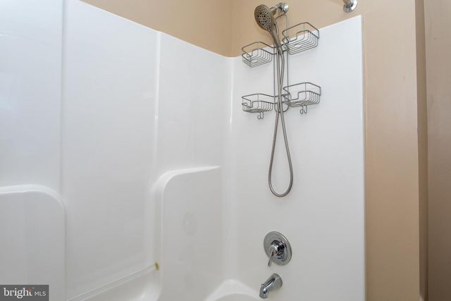 12389 SANDSTONE ST, Waldorf, MD 20601
