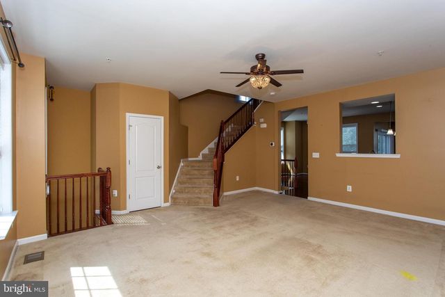 12389 SANDSTONE ST, Waldorf, MD 20601