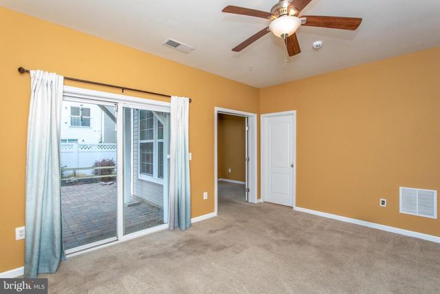 12389 SANDSTONE ST, Waldorf, MD 20601
