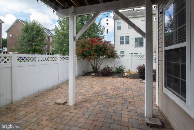12389 SANDSTONE ST, Waldorf, MD 20601