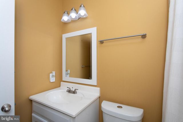 12389 SANDSTONE ST, Waldorf, MD 20601