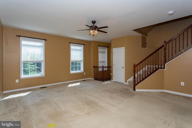 12389 SANDSTONE ST, Waldorf, MD 20601